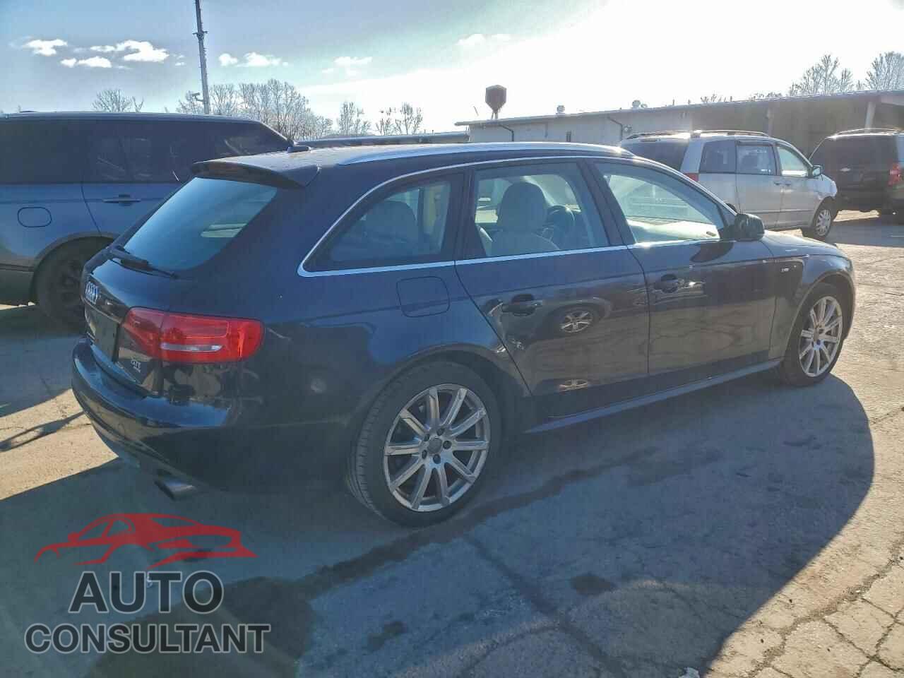 AUDI A4 2012 - WAUWFAFL7CA073359