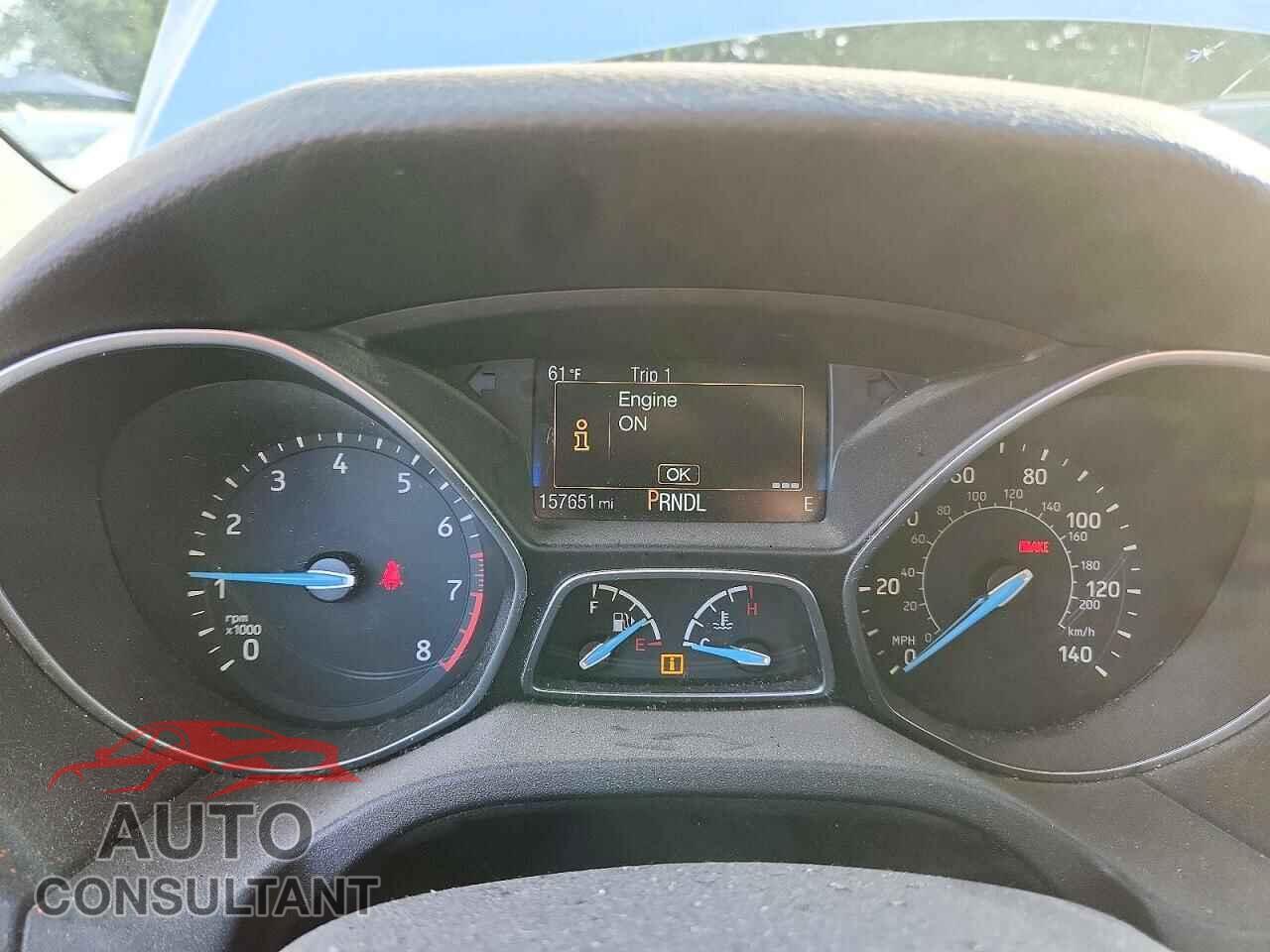 FORD FOCUS 2015 - 1FADP3F20FL241786