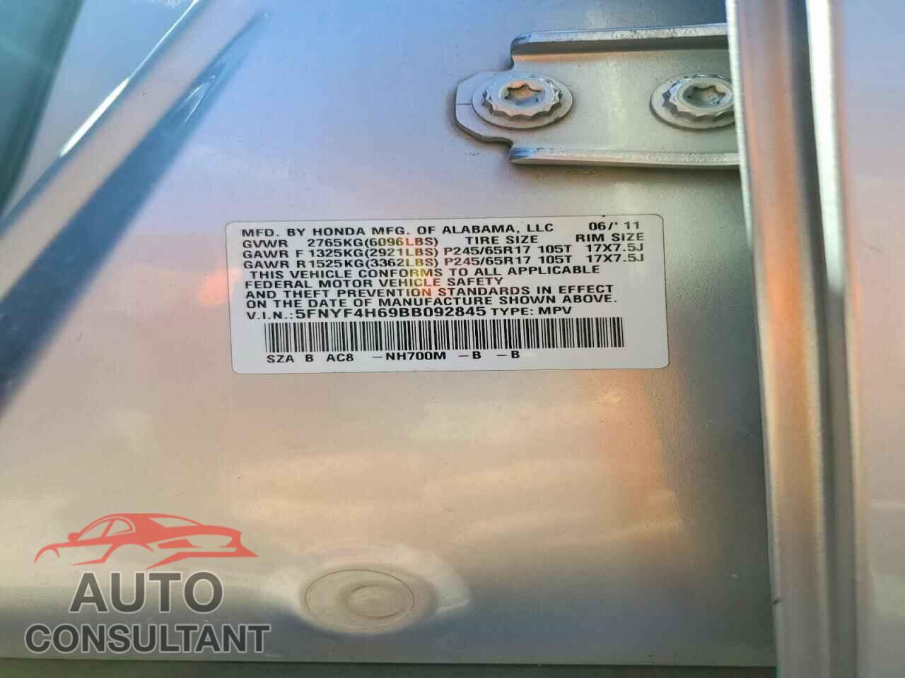 HONDA PILOT 2011 - 5FNYF4H69BB092845