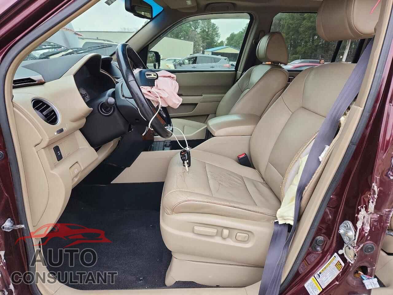 HONDA PILOT 2009 - 5FNYF48539B043500