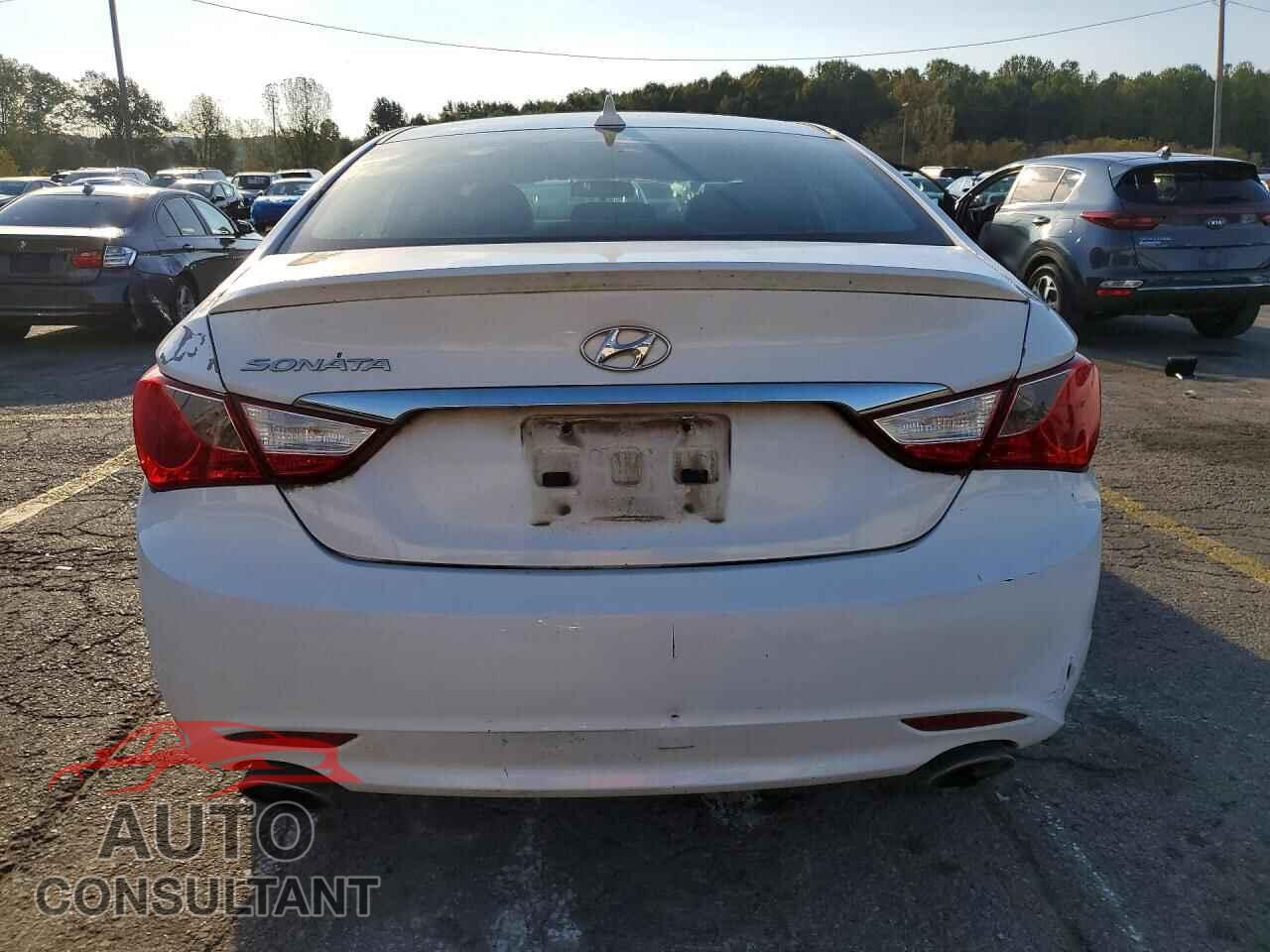 HYUNDAI SONATA 2011 - 5NPEC4AC0BH048522