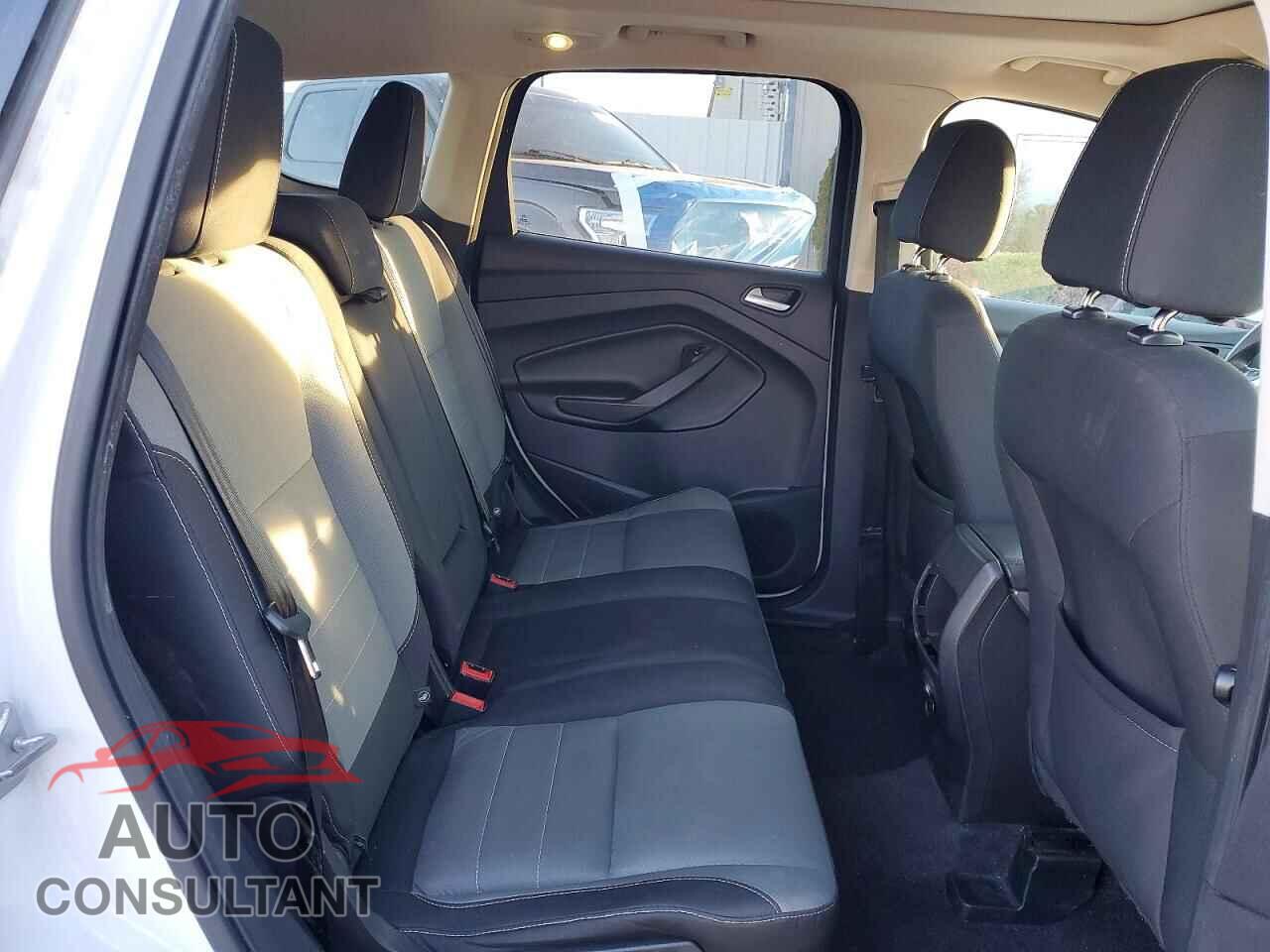 FORD ESCAPE 2016 - 1FMCU0G95GUB16332