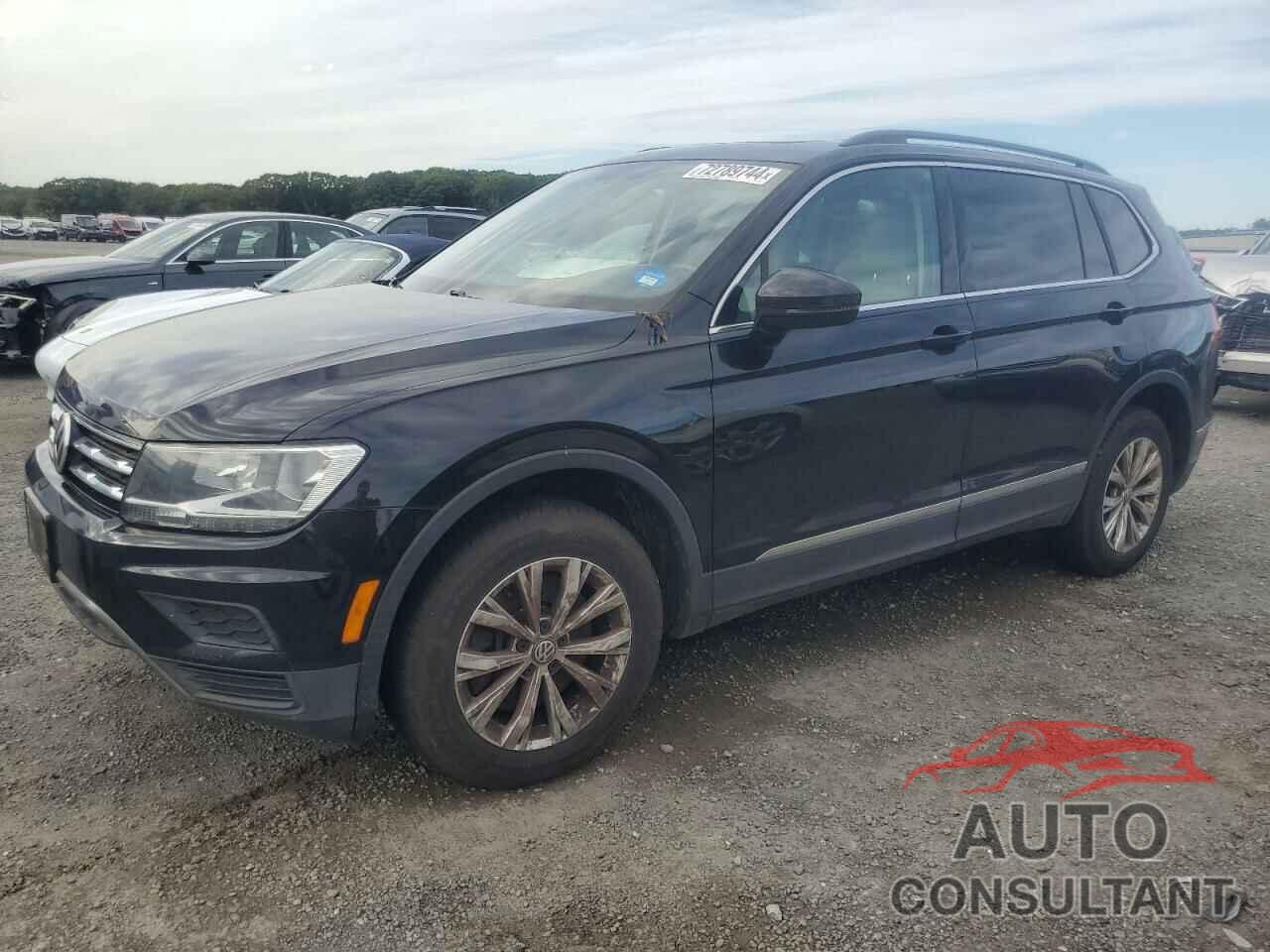 VOLKSWAGEN TIGUAN 2018 - 3VV2B7AX4JM157733