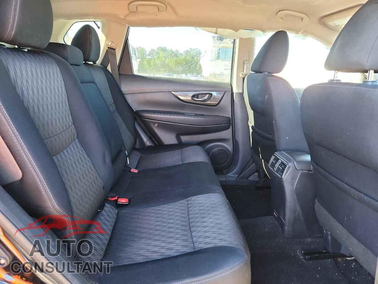 NISSAN ROGUE 2019 - 5N1ET2MVXKC717114