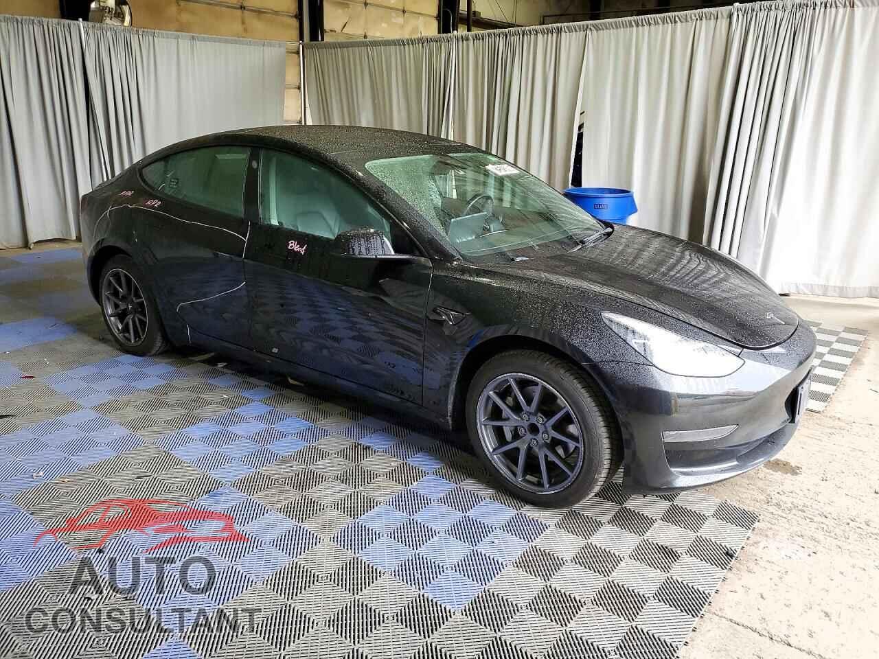 TESLA MODEL 3 2022 - 5YJ3E1EA7NF287089