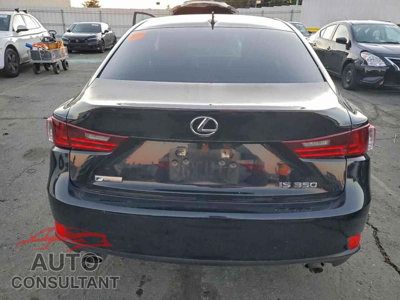 LEXUS IS 2016 - JTHBE1D24G5025443