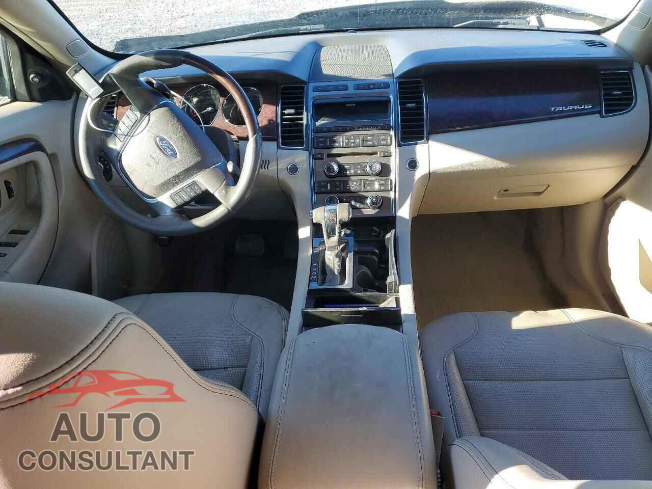 FORD TAURUS 2010 - 1FAHP2FWXAG123180