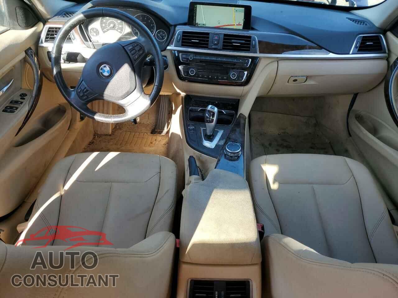 BMW 3 SERIES 2016 - WBA8E1G56GNU12123
