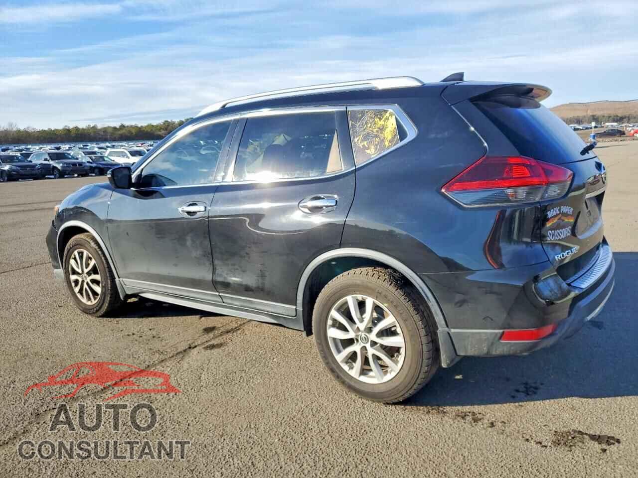 NISSAN ROGUE 2018 - KNMAT2MT5JP501048