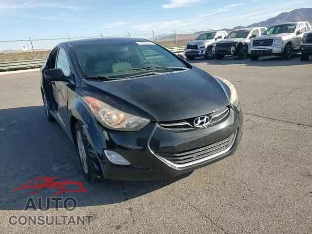 HYUNDAI ELANTRA 2013 - KMHDH4AE9DU587630