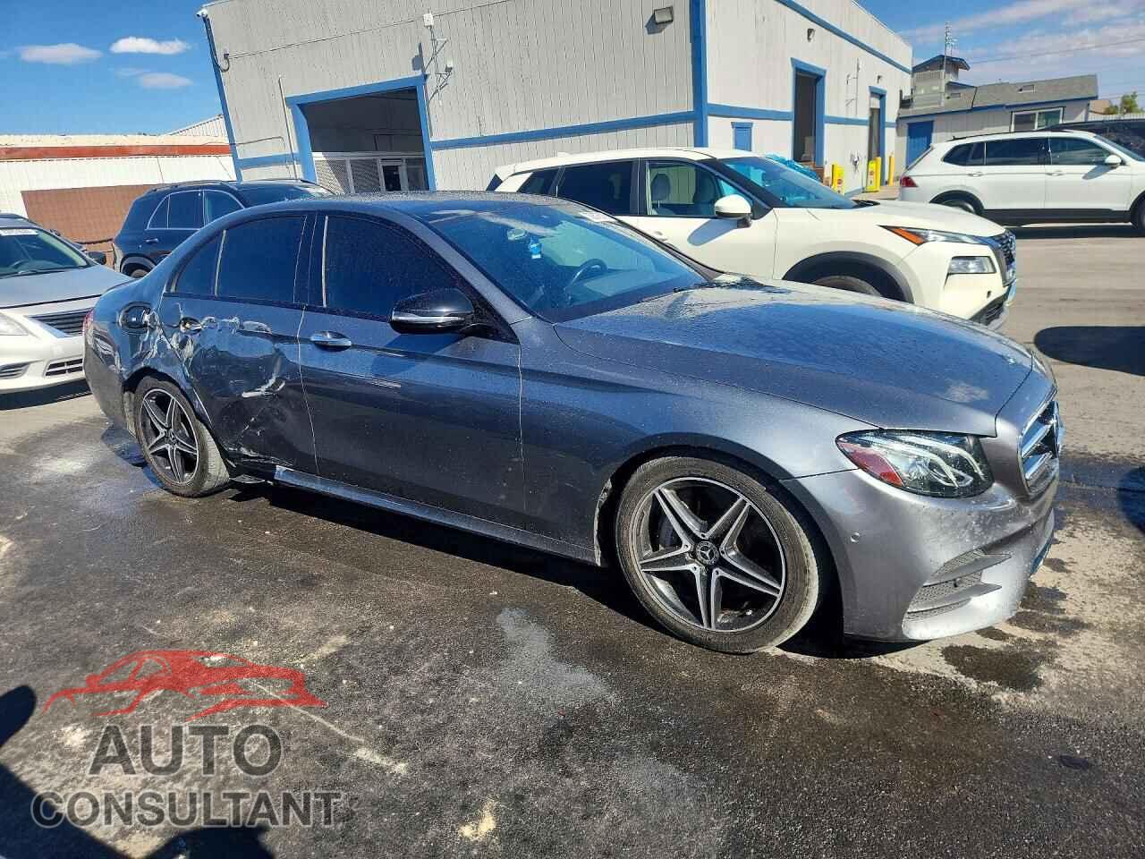 MERCEDES-BENZ E-CLASS 2018 - WDDZF4JB1JA466891