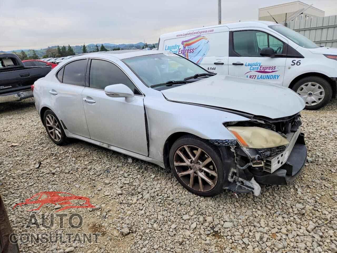 LEXUS IS 2011 - JTHBF5C24B5136038
