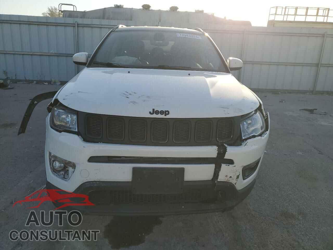 JEEP COMPASS 2020 - 3C4NJCBB9LT141160