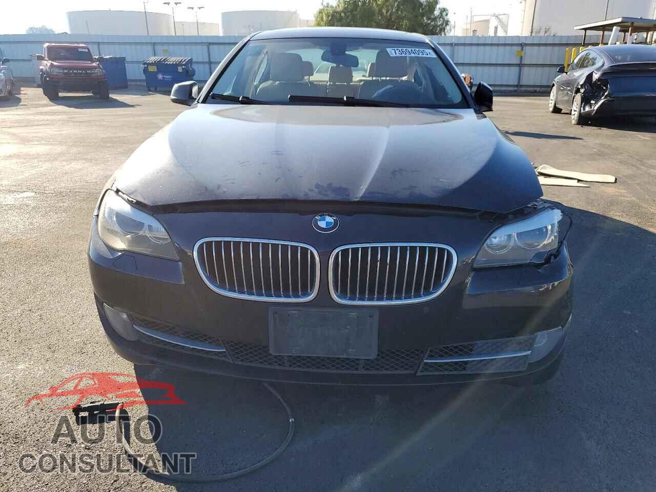BMW 5 SERIES 2013 - WBAFU7C59DDU75723