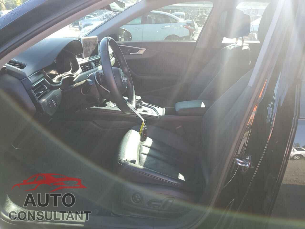 AUDI A4 2018 - WAUKMAF46JA219759