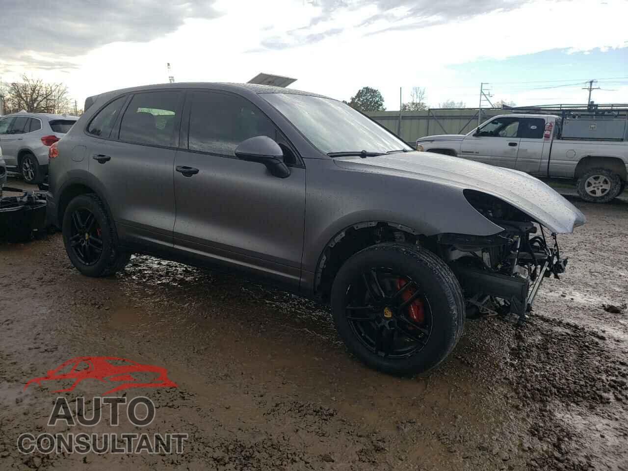 PORSCHE CAYENNE 2018 - WP1AA2A28JKA06016