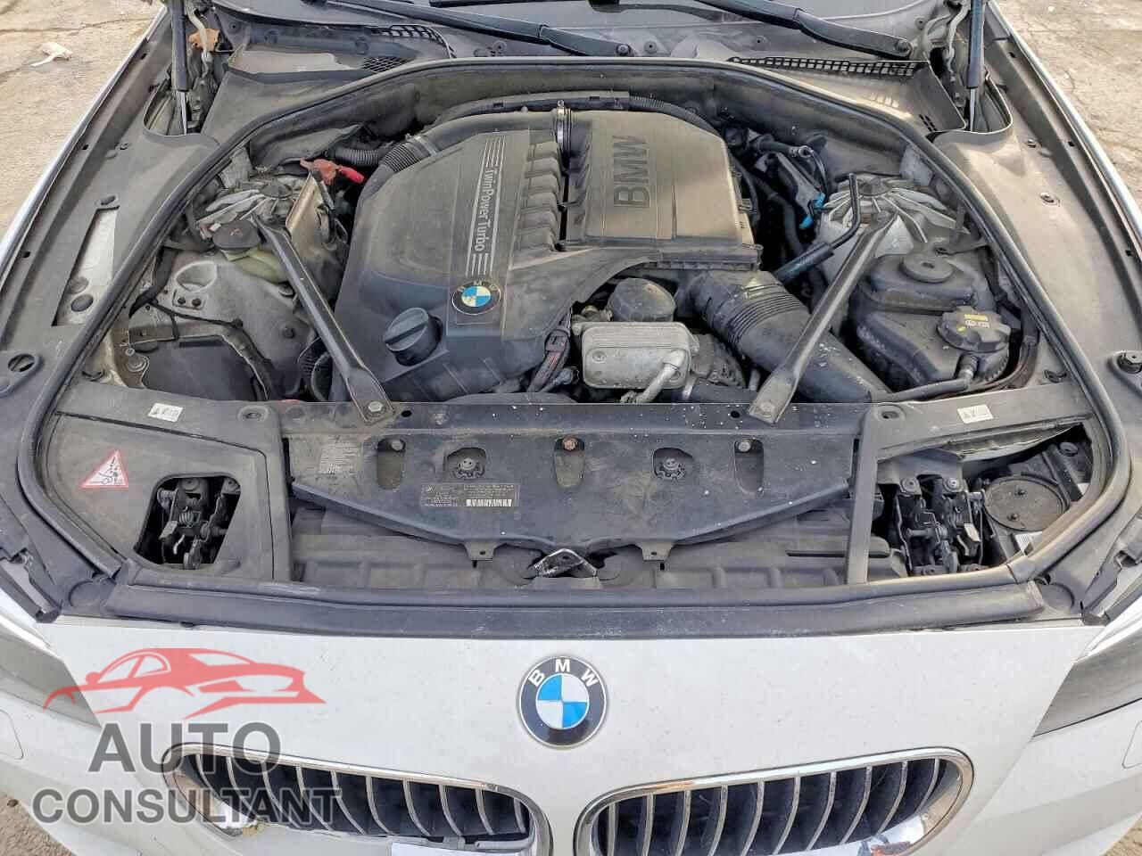 BMW 5 SERIES 2015 - WBA5B3C52FD544183