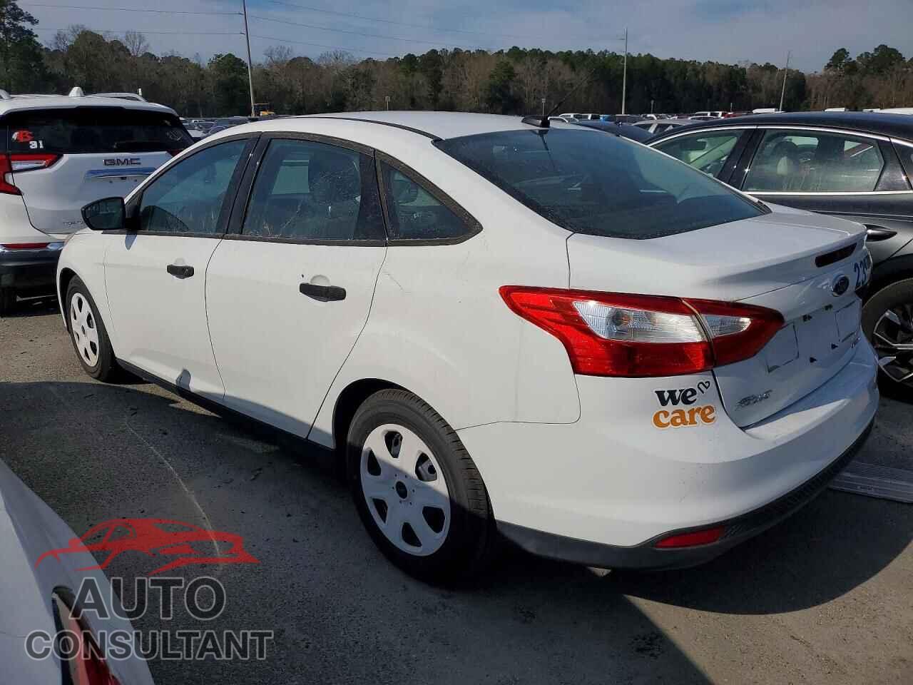 FORD FOCUS 2014 - 1FADP3E24EL228037