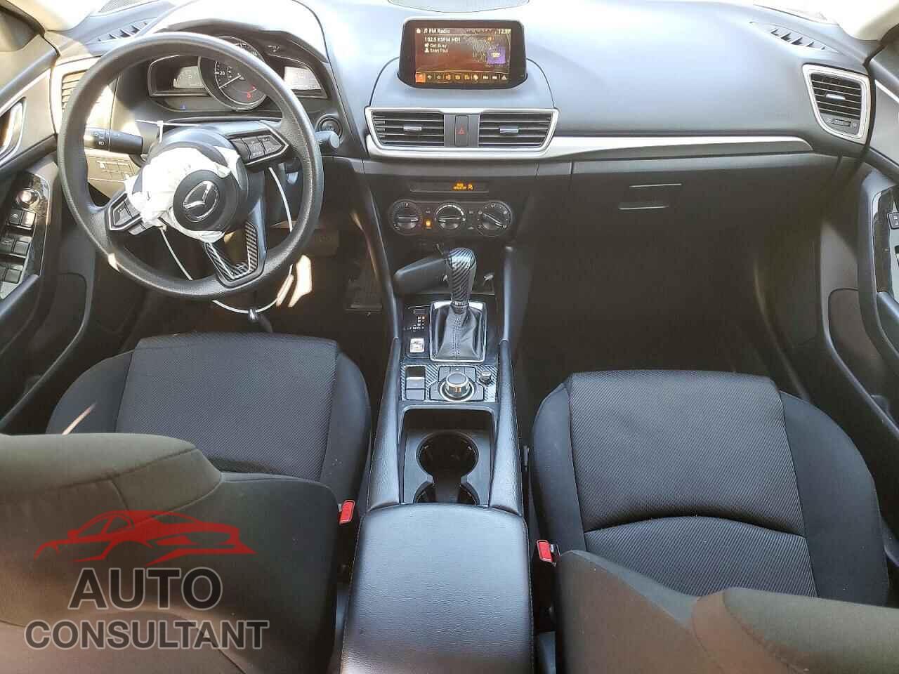 MAZDA 3 2017 - 3MZBN1K75HM143476
