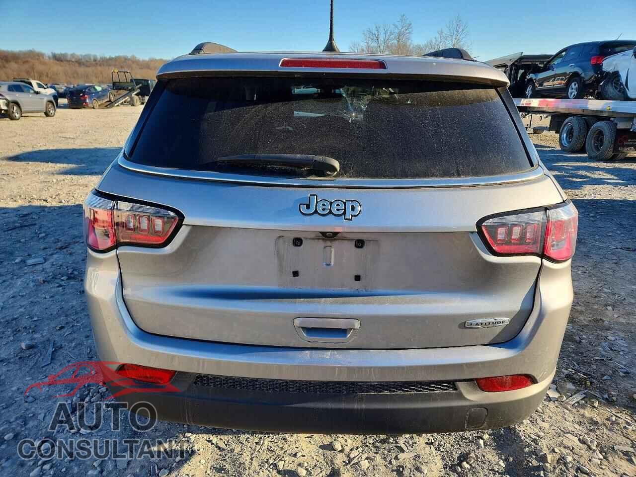 JEEP COMPASS 2018 - 3C4NJCBB2JT227391