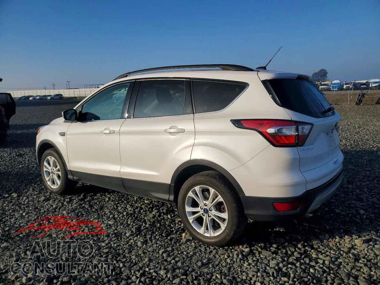 FORD ESCAPE 2018 - 1FMCU9GD9JUD09678