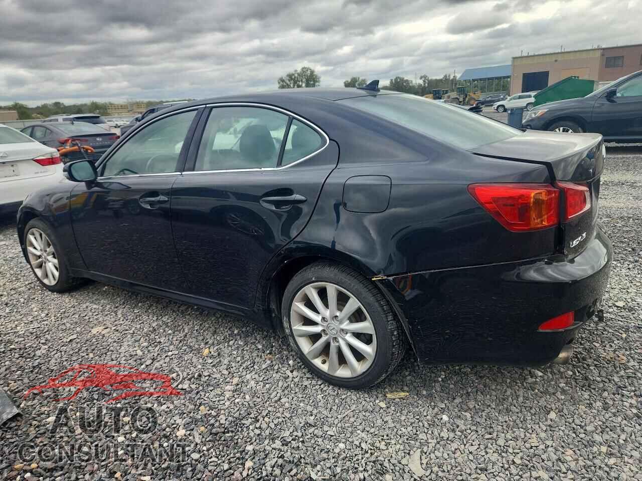 LEXUS IS 2010 - JTHCF5C21A2034085