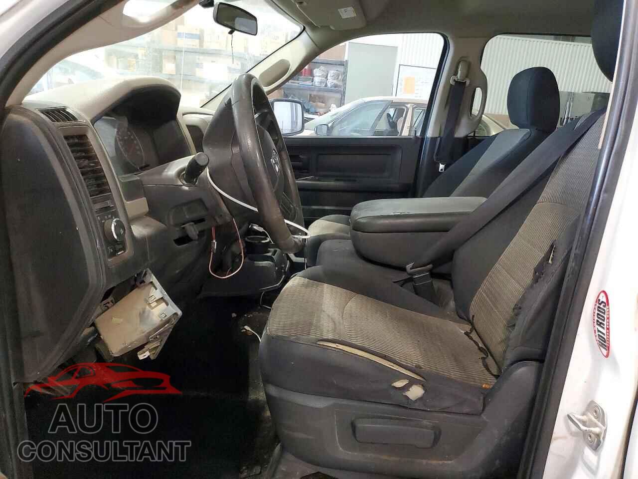DODGE RAM 1500 2012 - 1C6RD7KT2CS165835