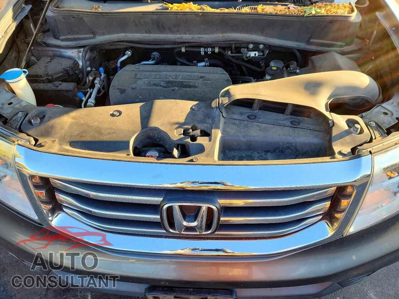 HONDA PILOT 2013 - 5FNYF4H64DB039926