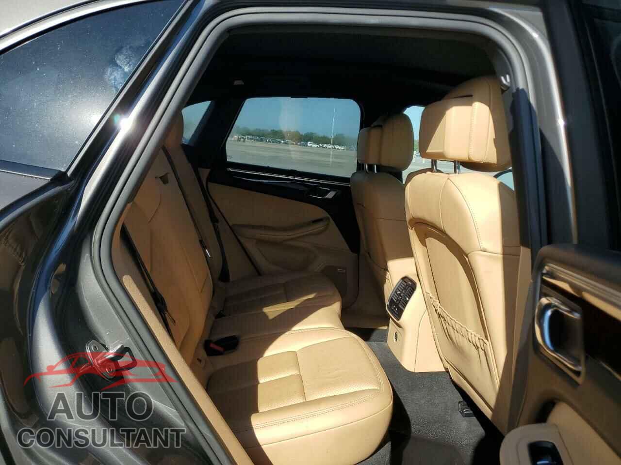PORSCHE MACAN 2017 - WP1AA2A55HLB08176