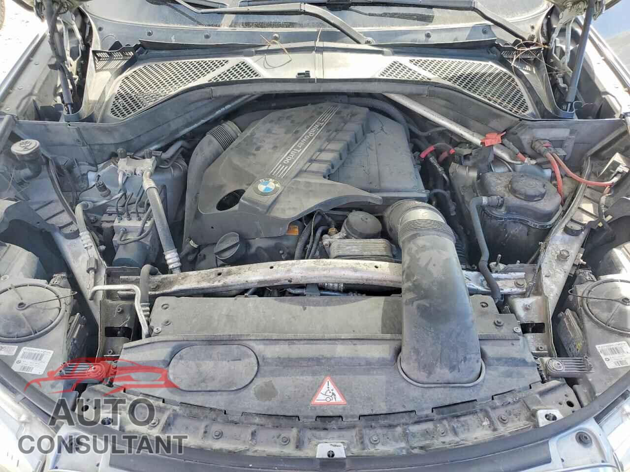 BMW X5 2014 - 5UXKR2C52E0H32429