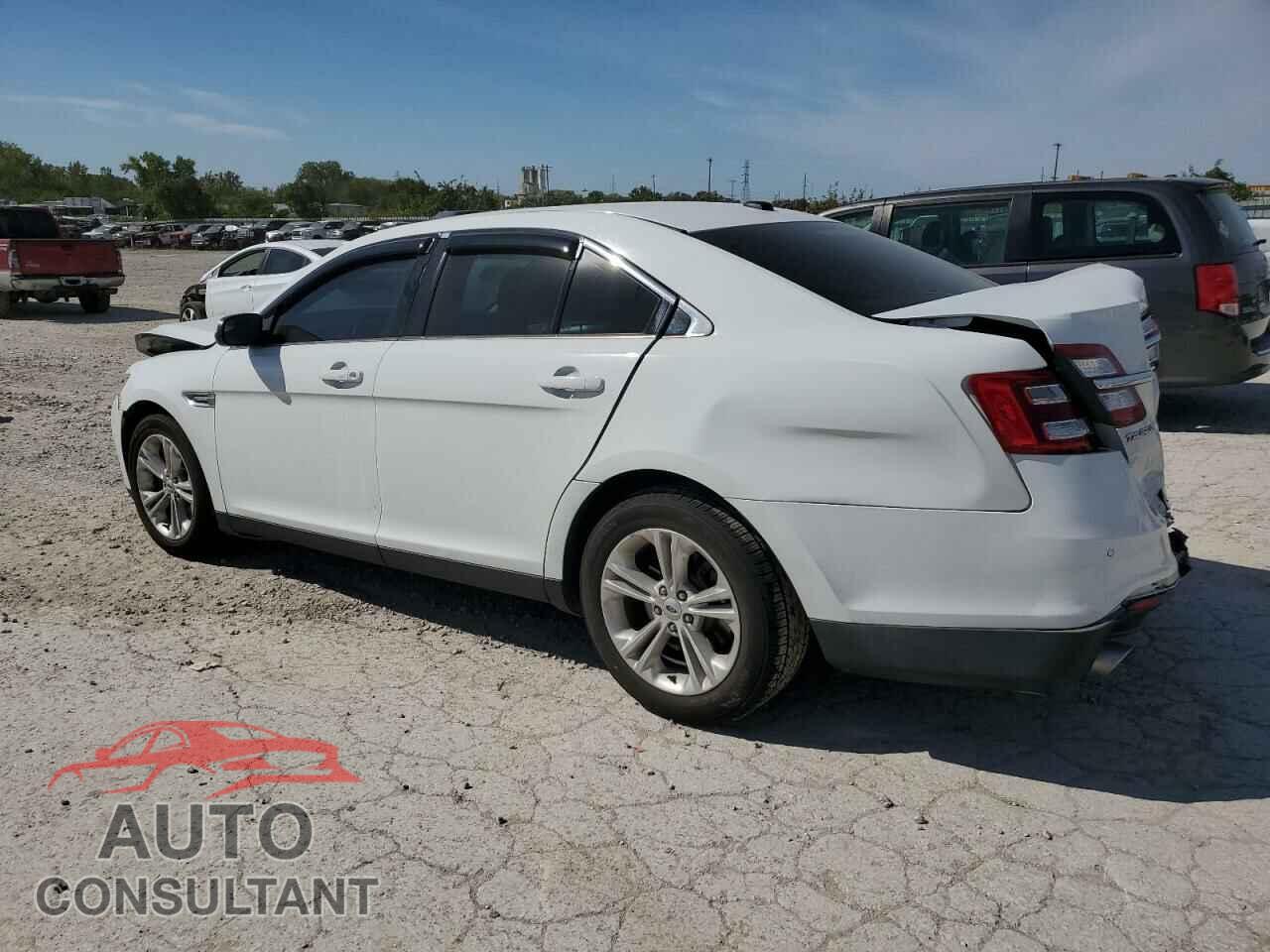 FORD TAURUS 2016 - 1FAHP2E82GG109849