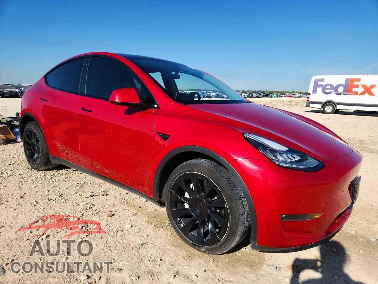 TESLA MODEL Y 2022 - 7SAYGDEE8NF480357