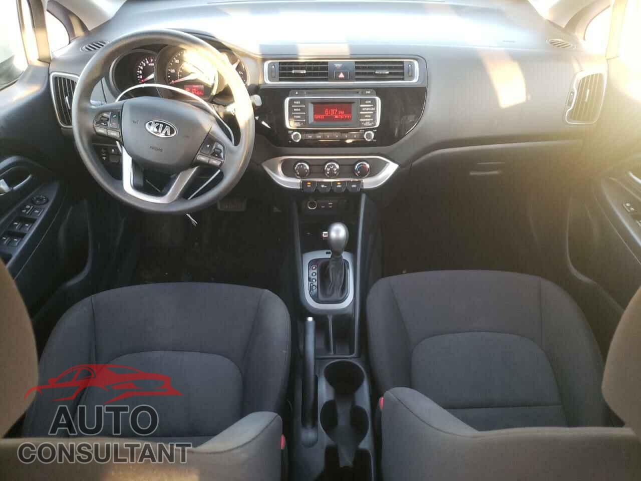 KIA RIO 2016 - KNADM5A37G6647172