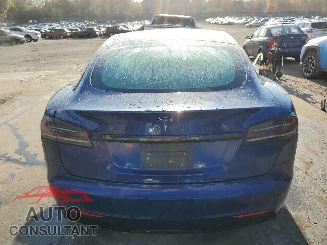TESLA MODEL S 2022 - 5YJSA1E53NF490166