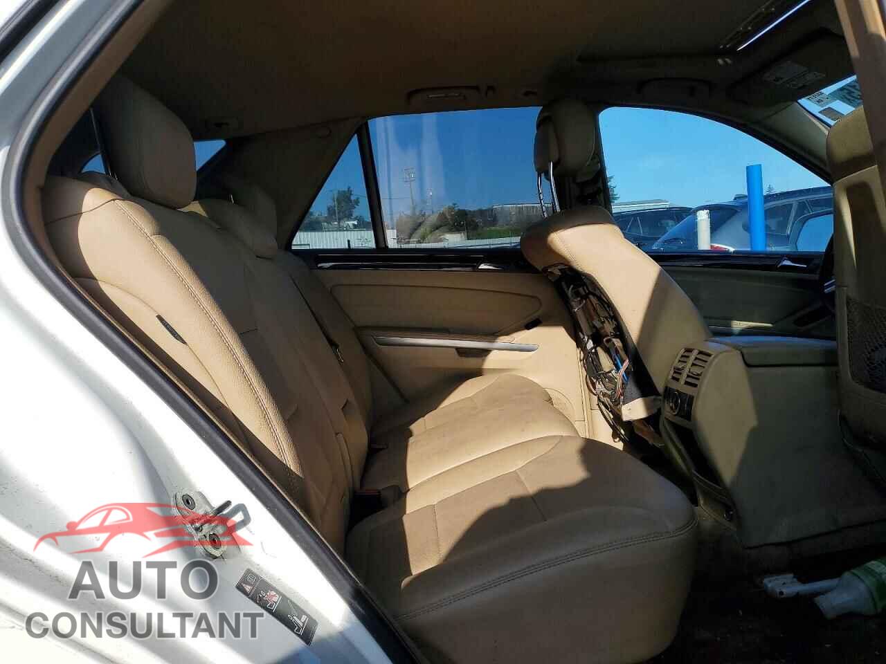 MERCEDES-BENZ M-CLASS 2010 - 4JGBB2FB6AA612301