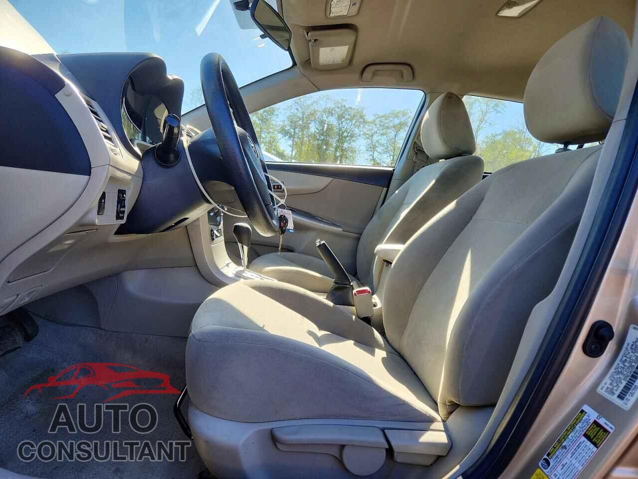TOYOTA COROLLA 2013 - 5YFBU4EEXDP156969