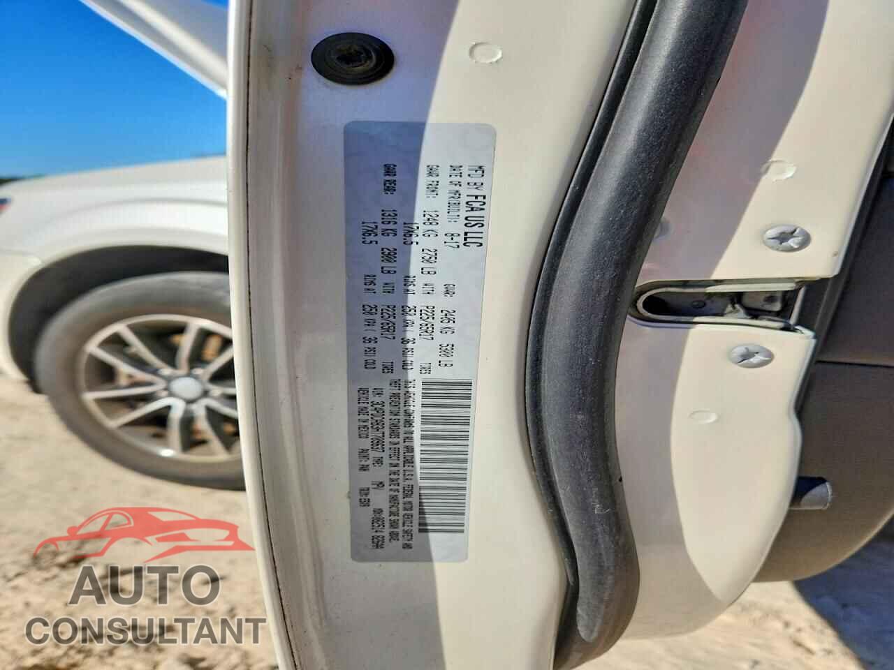 DODGE JOURNEY 2017 - 3C4PDCAB3HT709637