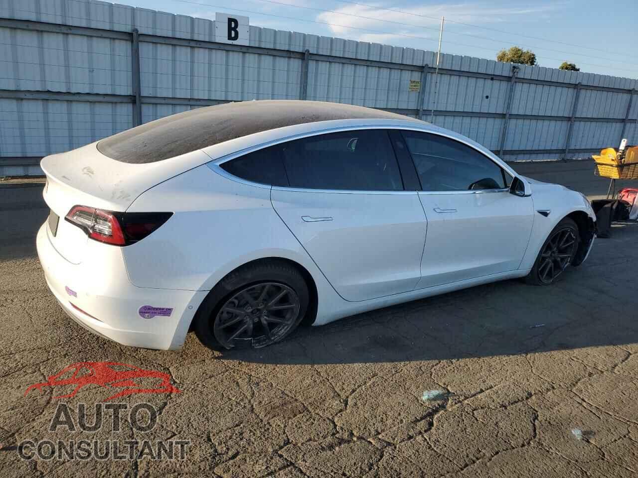 TESLA MODEL 3 2019 - 5YJ3E1EA0KF430752