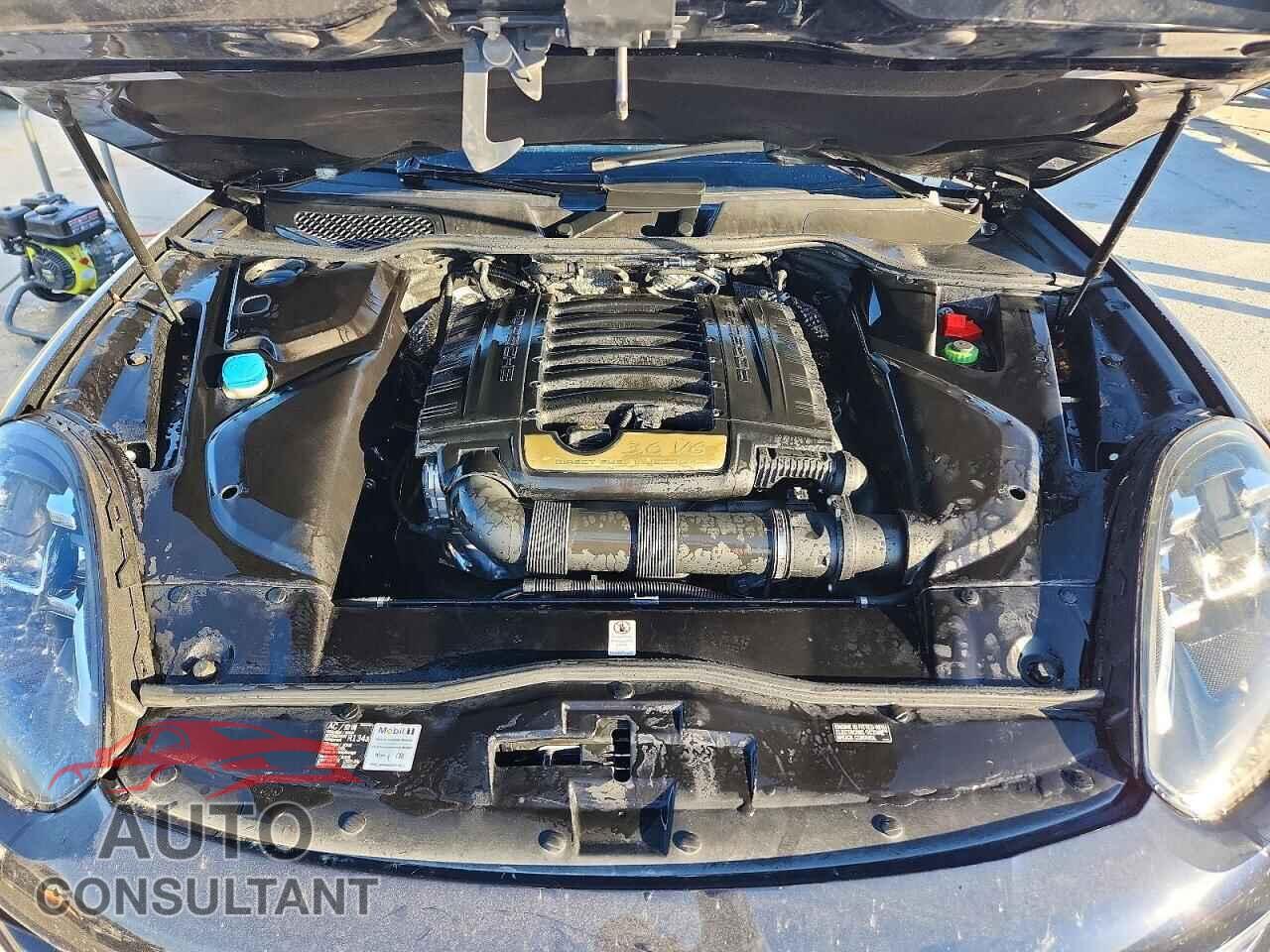 PORSCHE CAYENNE 2016 - WP1AA2A2XGKA15776