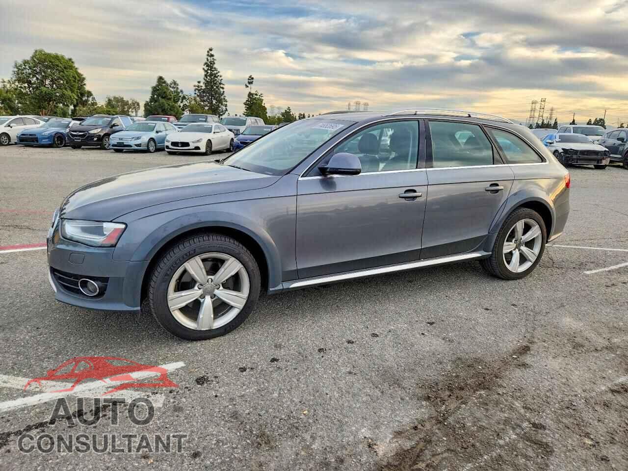 AUDI A4 2013 - WA1UFAFLXDA044105