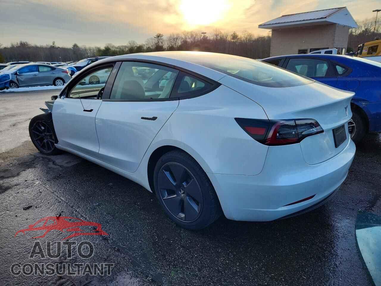 TESLA MODEL 3 2023 - 5YJ3E1EA3PF484702