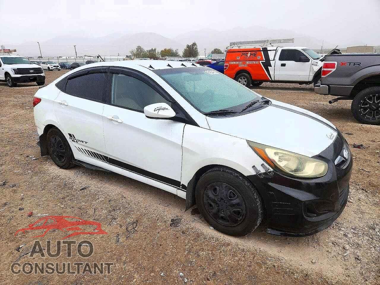 HYUNDAI ACCENT 2012 - KMHCT4AE9CU242347