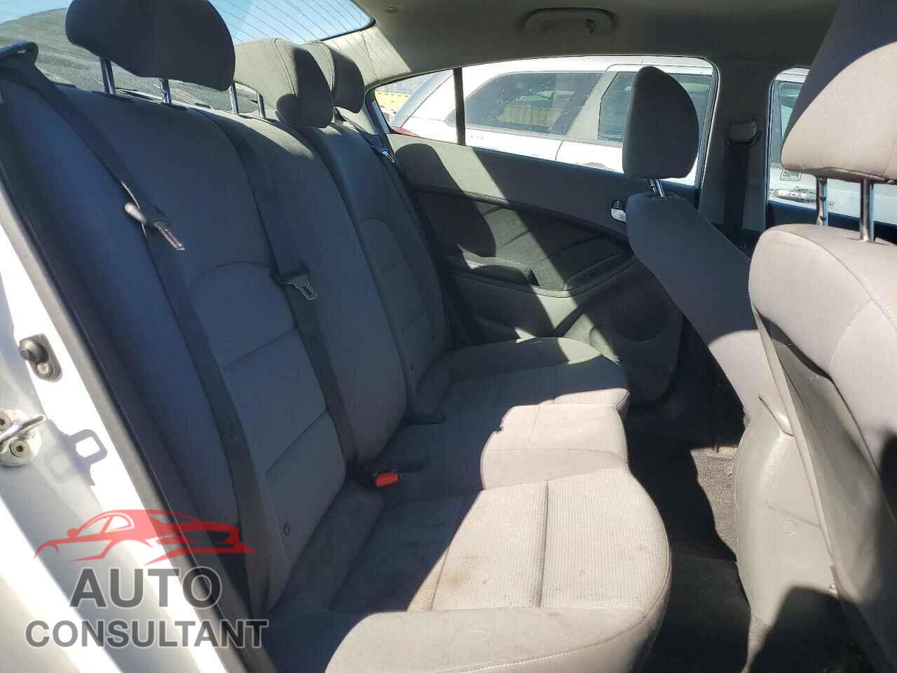KIA FORTE 2017 - 3KPFK4A74HE103013