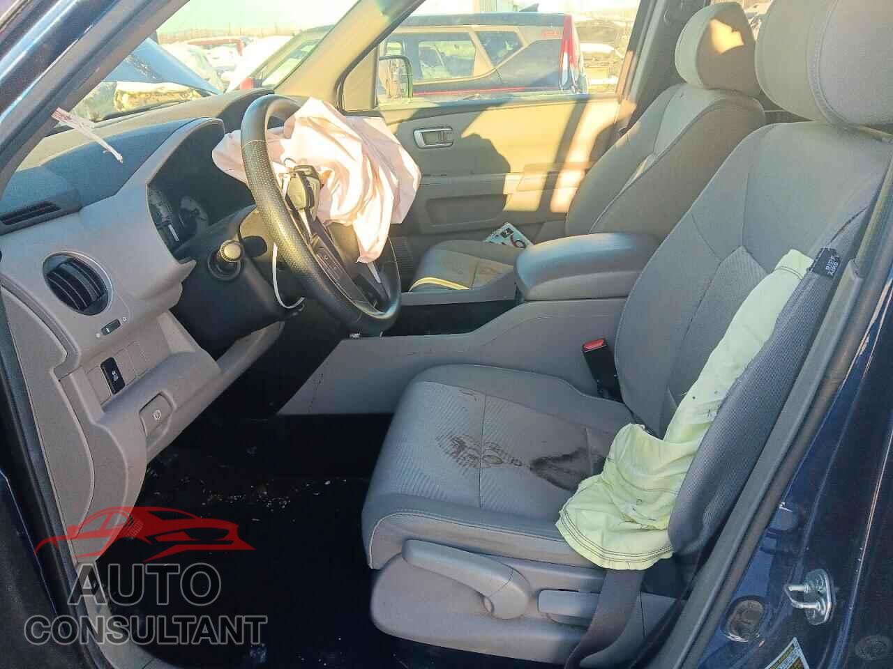 HONDA PILOT 2013 - 5FNYF4H28DB058332