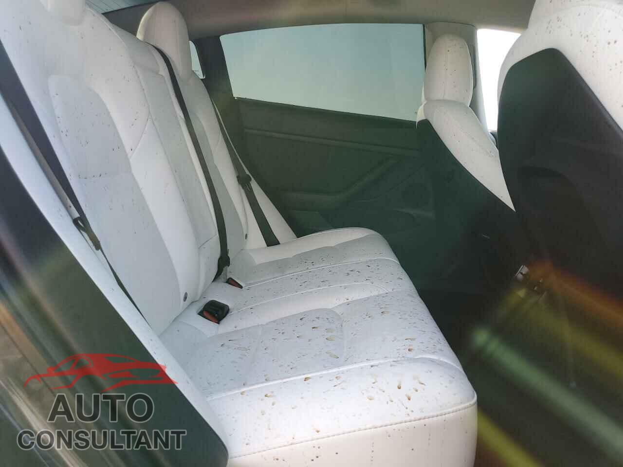 TESLA MODEL 3 2023 - 5YJ3E1EA7PF692646