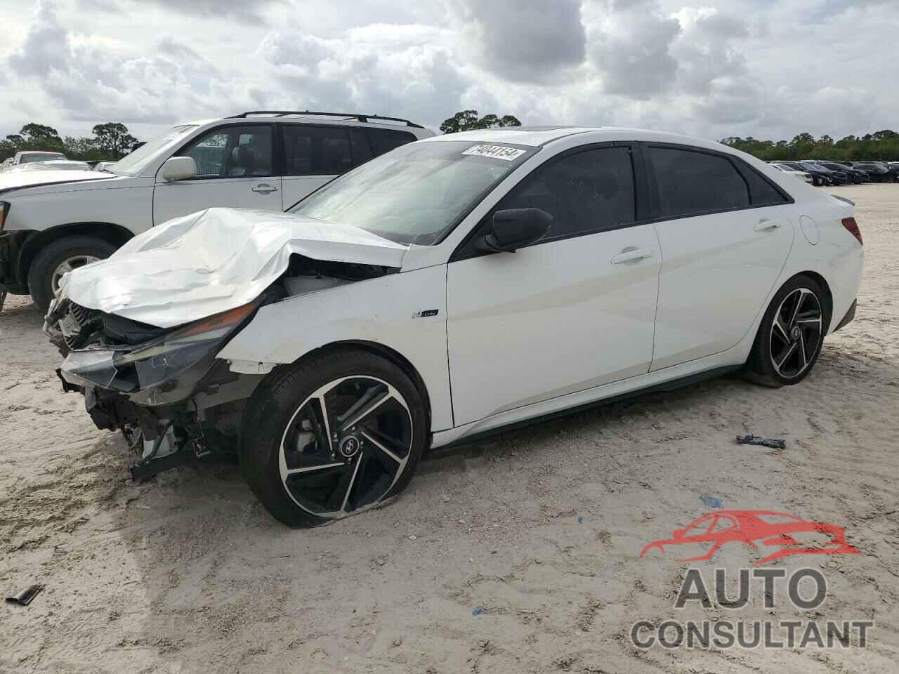 HYUNDAI ELANTRA 2023 - KMHLR4AF9PU570736