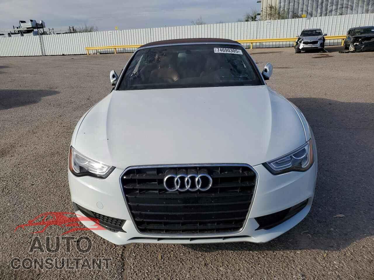 AUDI A5 2013 - WAUVFAFH3DN005707