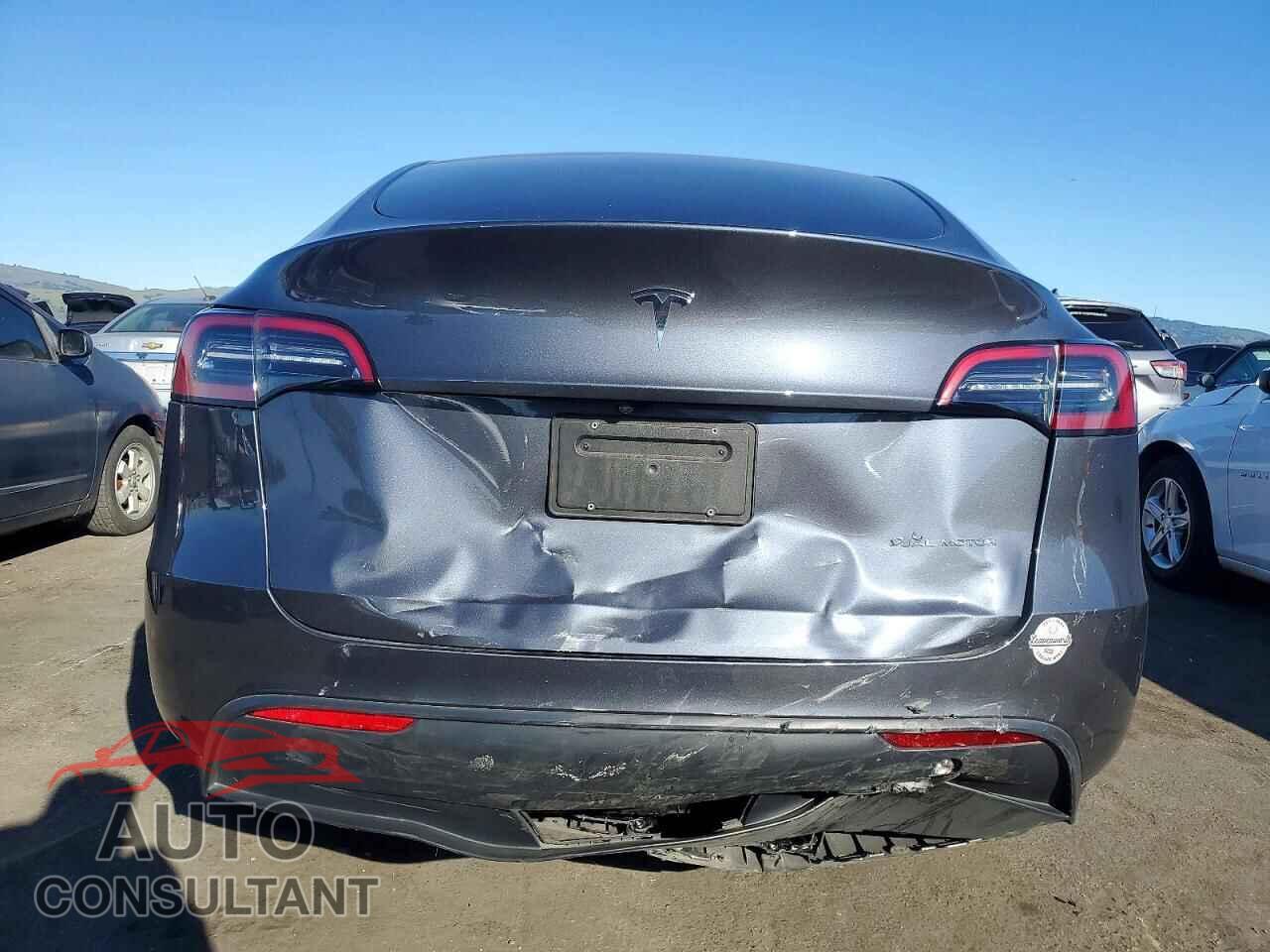 TESLA MODEL Y 2023 - 7SAYGDEEXPF918508