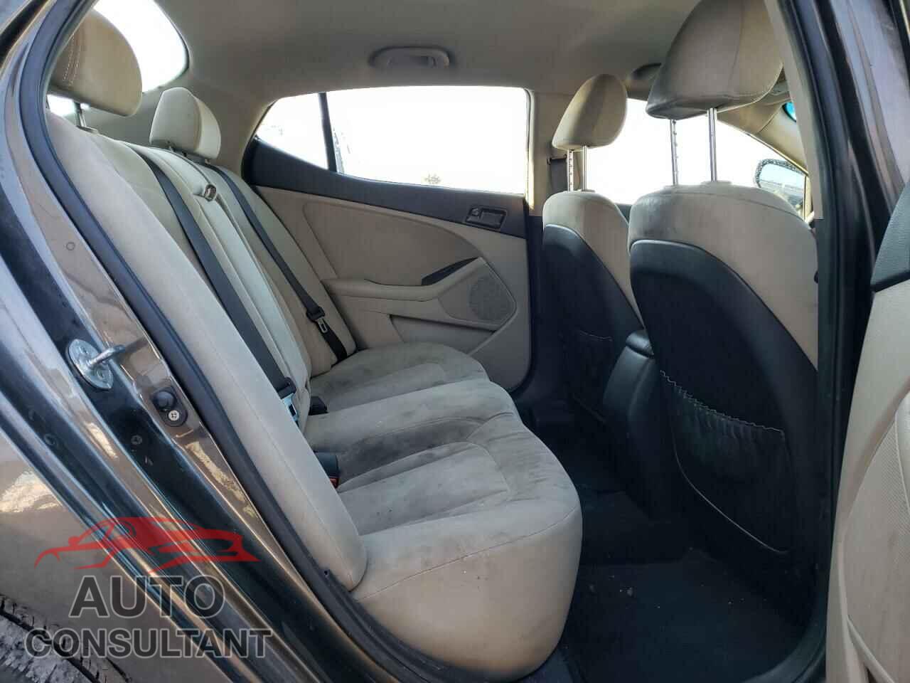 KIA OPTIMA 2011 - KNAGM4A7XB5096552