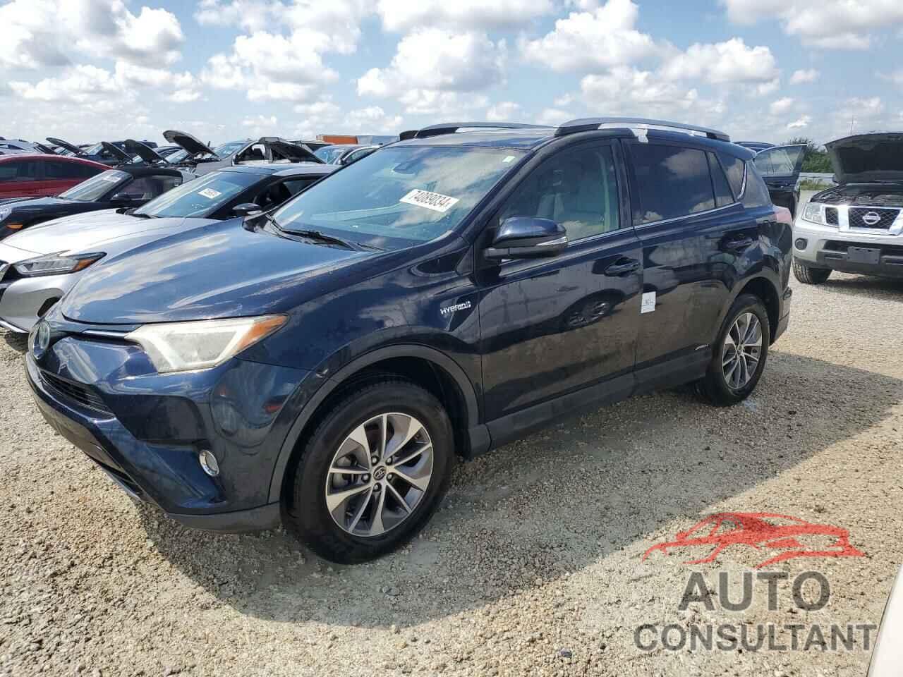 TOYOTA RAV4 2018 - JTMRJREV5JD156557